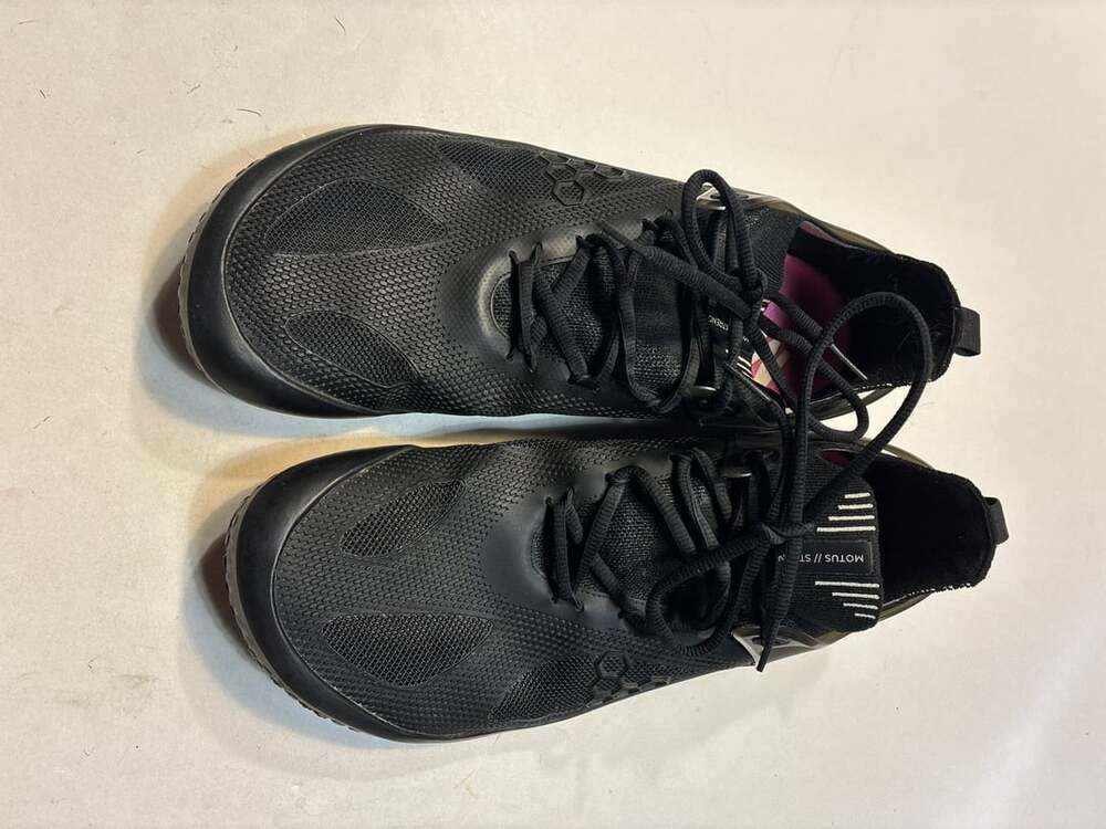 Vivobarefoot Motus Strength Black Cross Training Shoes
